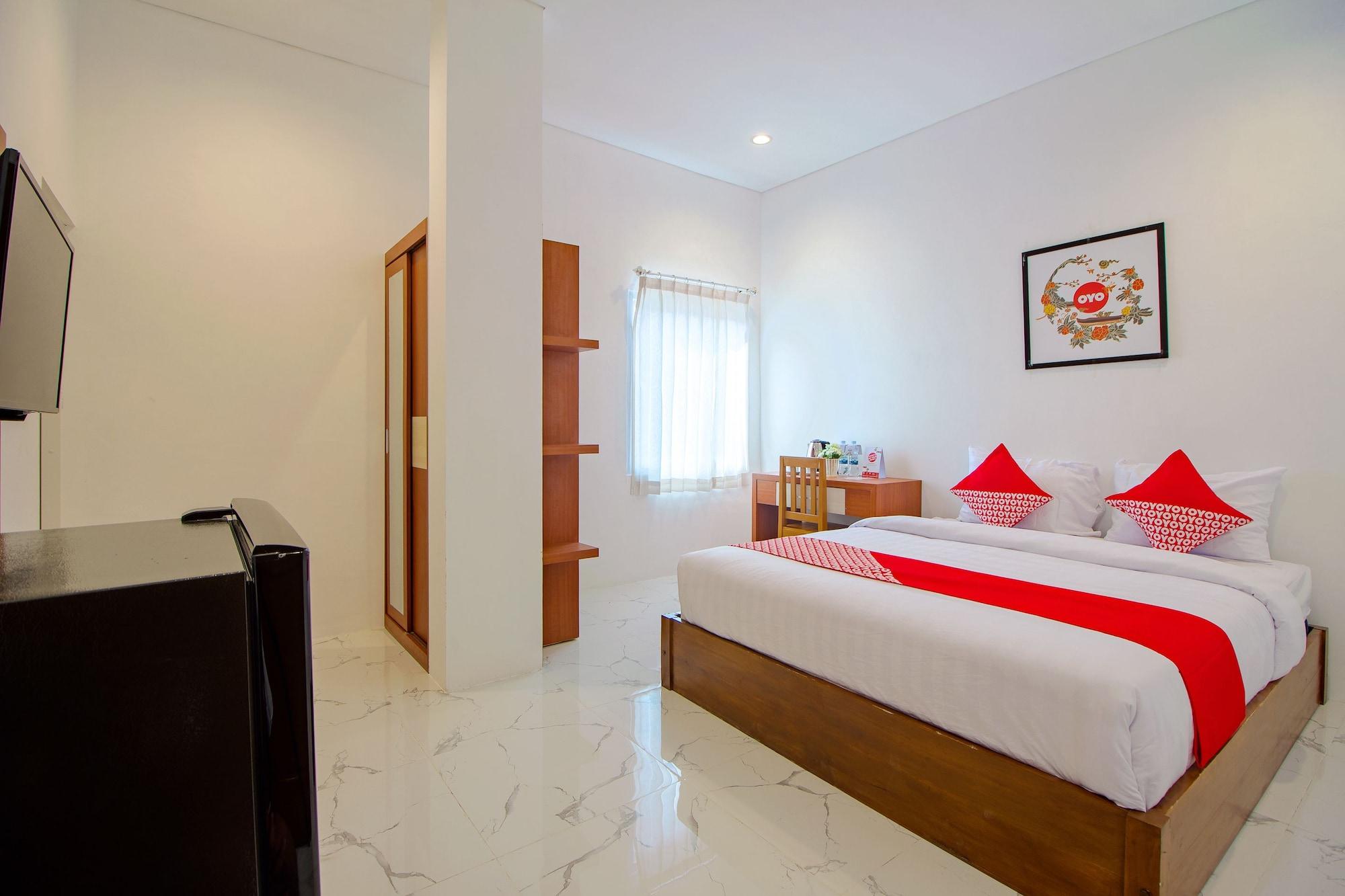 Super Oyo 13I9 88 Exclusive Guesthouse Kejayan Buitenkant foto