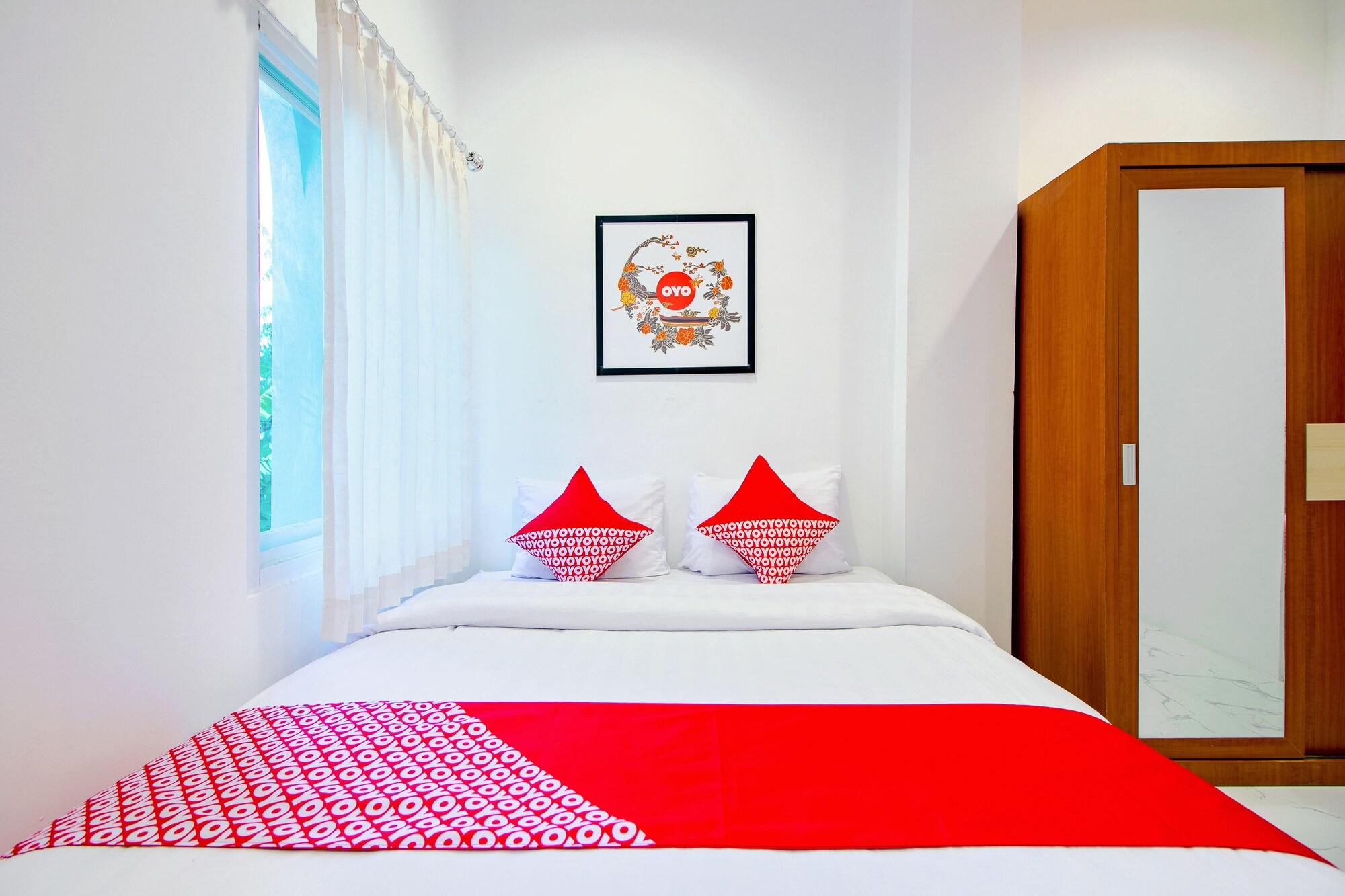 Super Oyo 13I9 88 Exclusive Guesthouse Kejayan Buitenkant foto